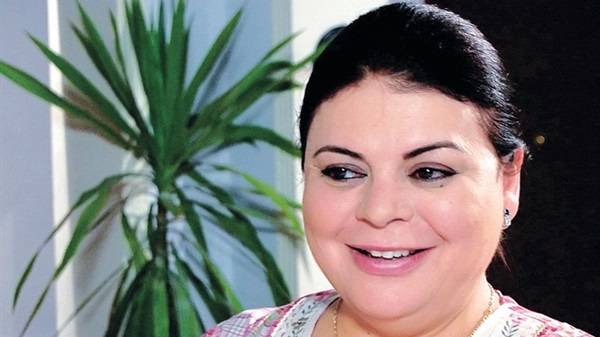 بالصور - ملامح التقدم في العمر واضحة على ماجدة زكي.. شاهدوا كيف أصبحت