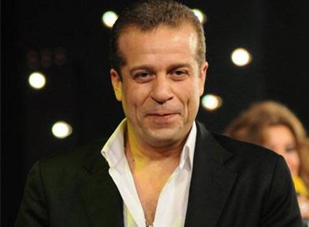 فتاة تتهم شريف منير بالخيانة ونكران المعروف وهو يرد