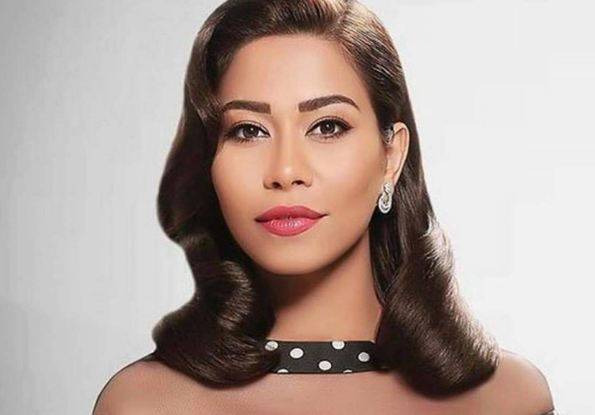 بالصور- شيرين تقلد إطلالة أنابيلا هلال