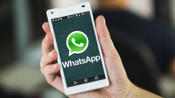 حذف الرسائل على واتساب.. قد يورطك