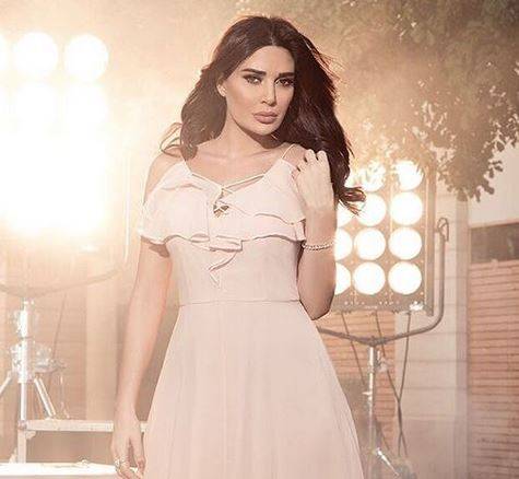 سيرين عبد النور تفاجئ الجمهور بصور تحضيرات استقبال طفلها