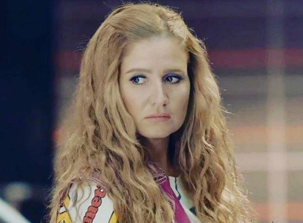 رسالة مؤثرة من هنا شيحا لشقيقتها بعد سفرها