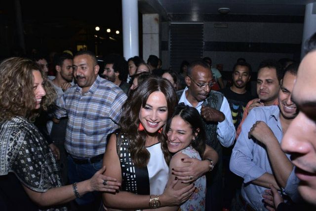 بالصور- هند صبري تحارب التحرش في اليوم العالمي للمرأة