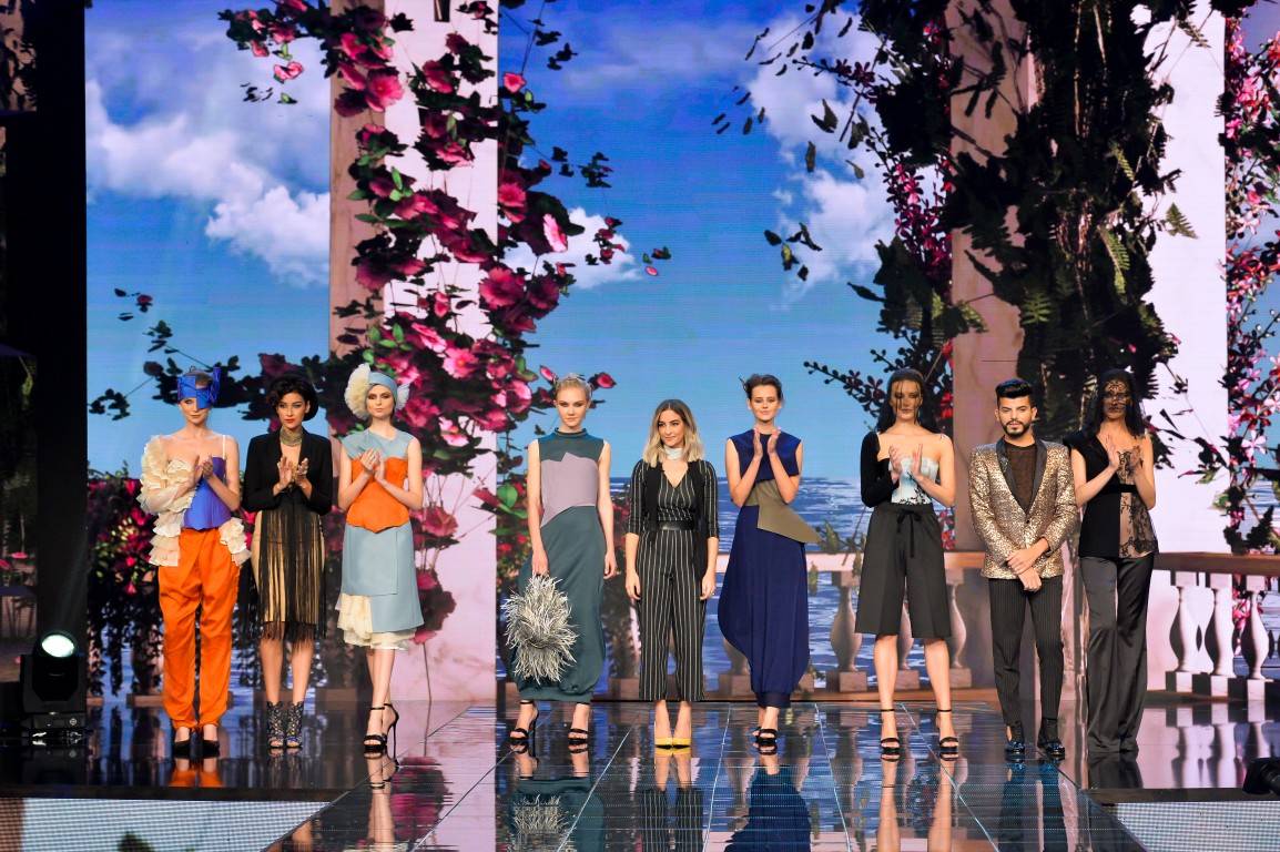 أجواء عروض Gucci و Dolce and Gabbana تقتحم منصّة 