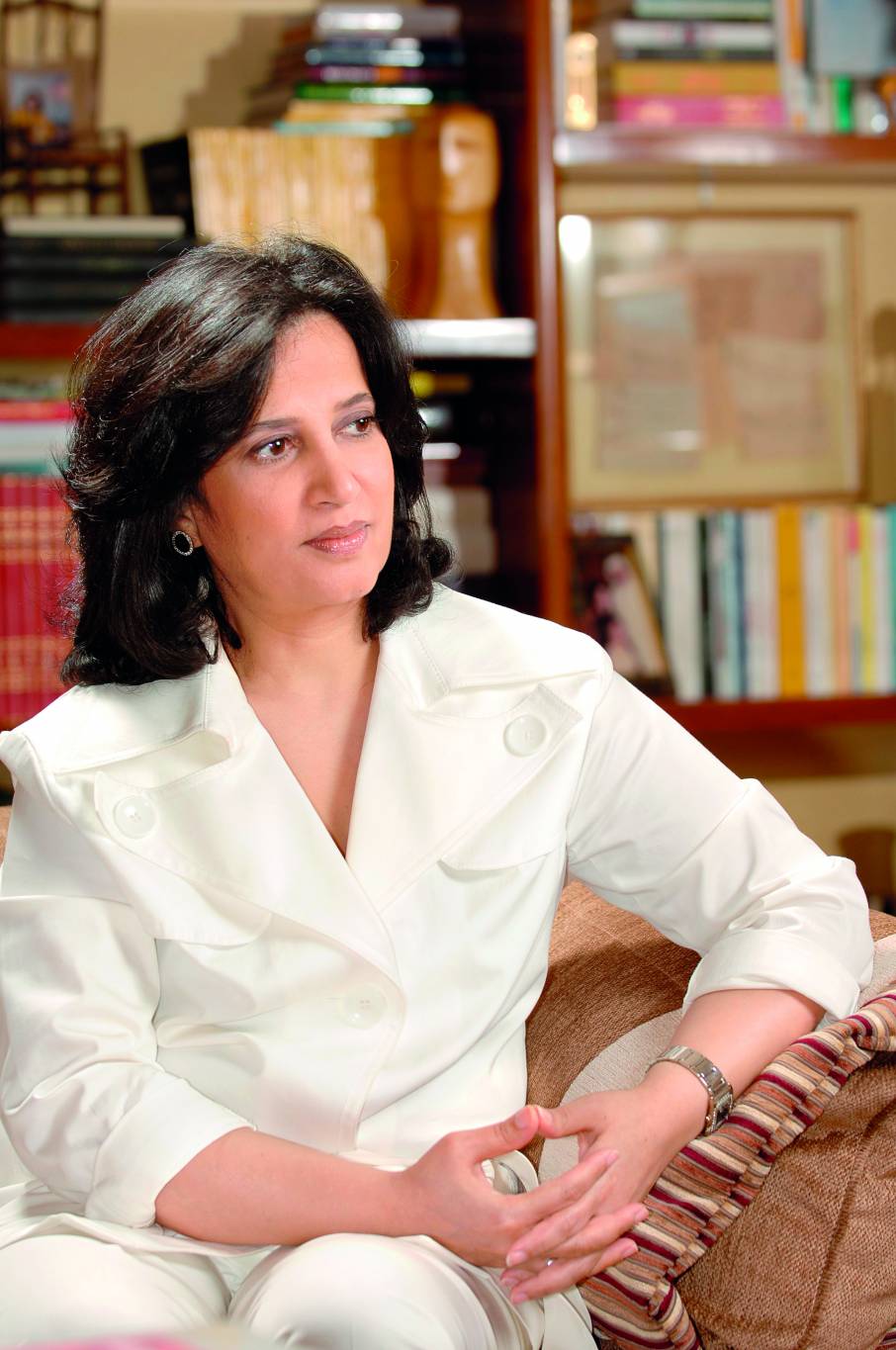 نساء قديرات في مواقع السلطة