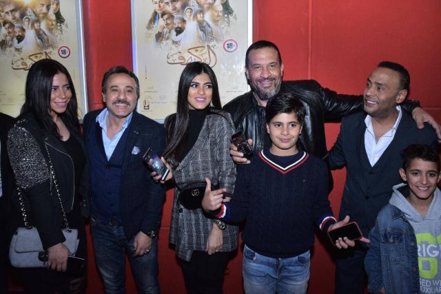 بالصور - فنانة معتزلة طليقة فنان شهير تظهر بعد غياب طويل من هي؟ وكيف أصبح شكلها؟