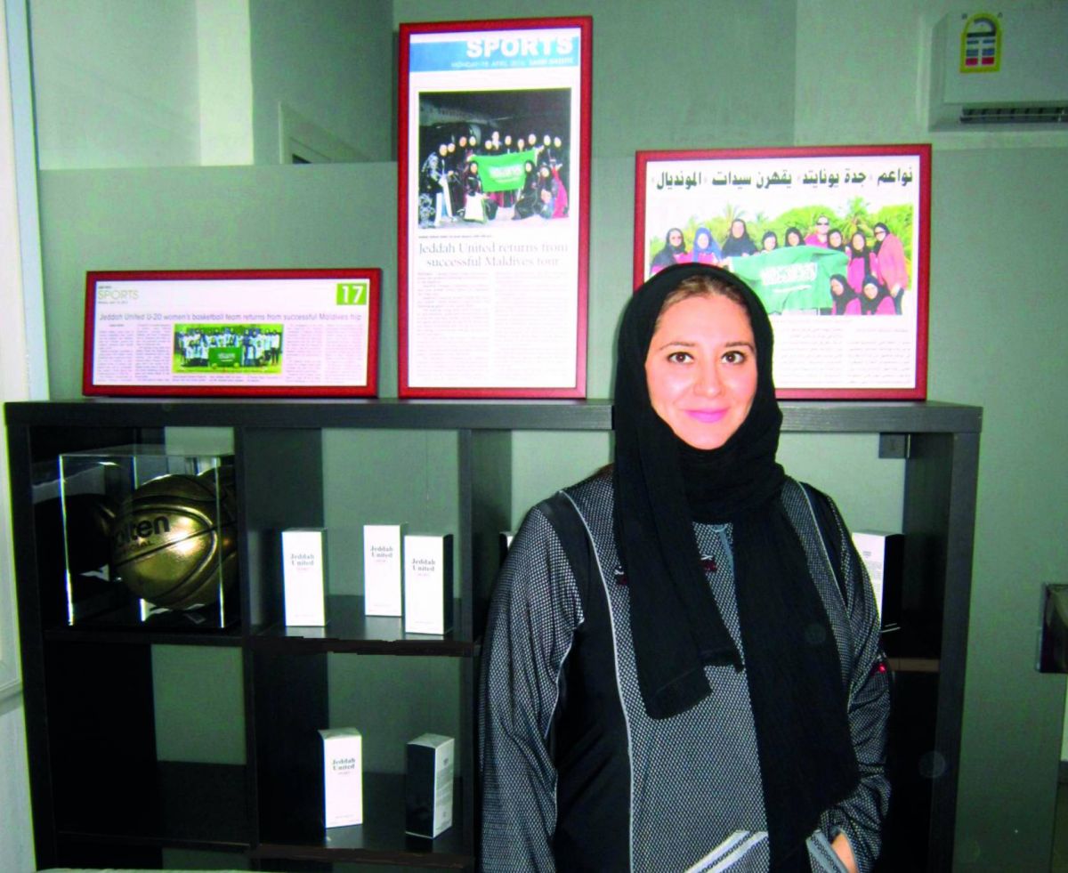 عضو مجلس الشورى لينا المعينا تهزّ شباك سلّتها بالإنجازات