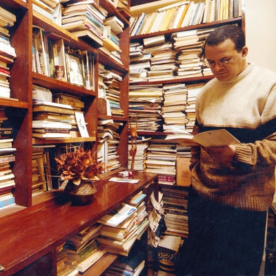 الروائي المصري منتصر القفاش...