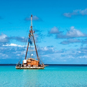 الإبحار شراعيًا في تاهيتي