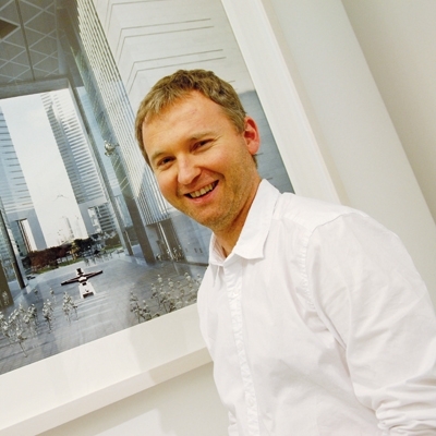 العدسة المظلمة تكتشف دبي