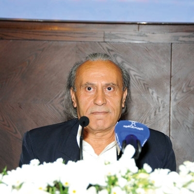 وديع سعادة يسعد الكويتيين بقصائده