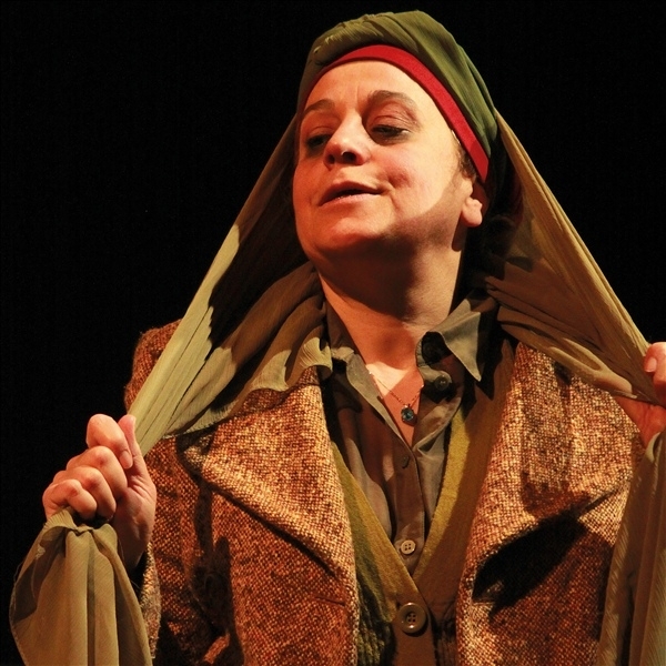 مسرح ‘بابل’ يحتفي بالمرأة العربية