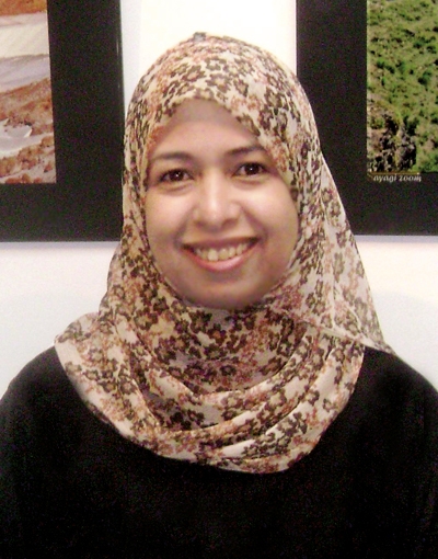 الشاعرة اليمنية إبتسام المتوكل