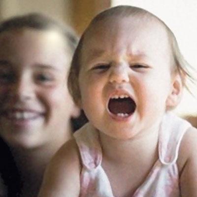 مشكلات تواجهها الأمهات 