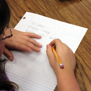 الخطأ الإملائي والخط السيئ...