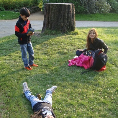 أيتها الأم: لا يحتاج طفلك إلى أم كاملة...