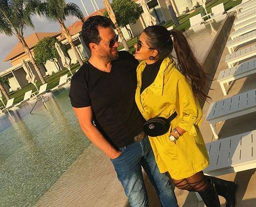 بالصور - غزل ورومنسية بين ماجد المصري وزوجته في ذكرى ميلاده