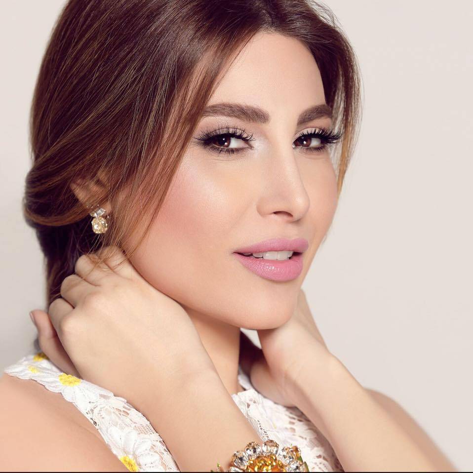 بالصور- اكتشفي ما هو لون يارا المفضل ‎