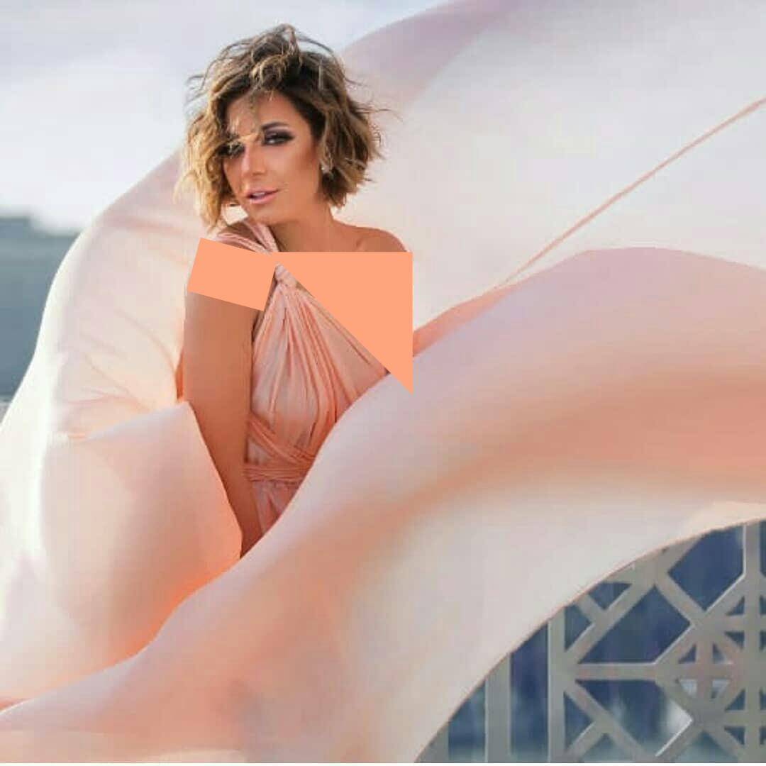 ريم البارودي تثير ضجة بأحدث جلسة تصوير... شاهدوا إطلالتها فيها