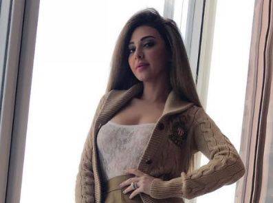 اكتشفي السروال الذي اختارته ميريام فارس من منصات عروض الأزياء