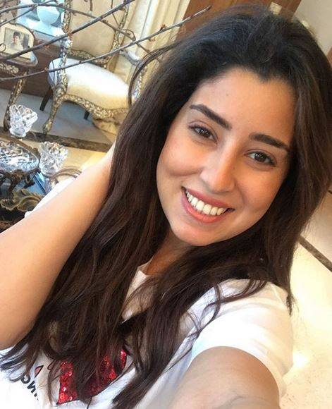 آيتن عامر سعيدة بأول مليون جنيه.. إليكم القصة