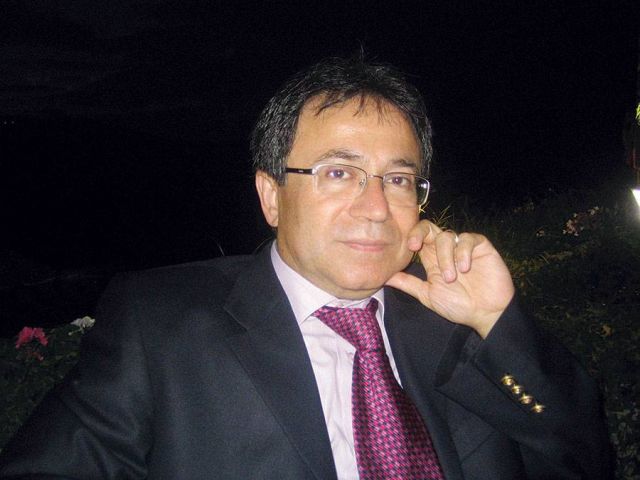 د. منذر صالح د. منذر صالح