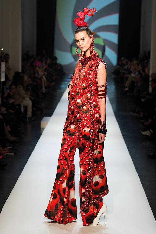 عرض أزياء Jean Paul Gaultier
 لربيع وصيف 2018 في باريس