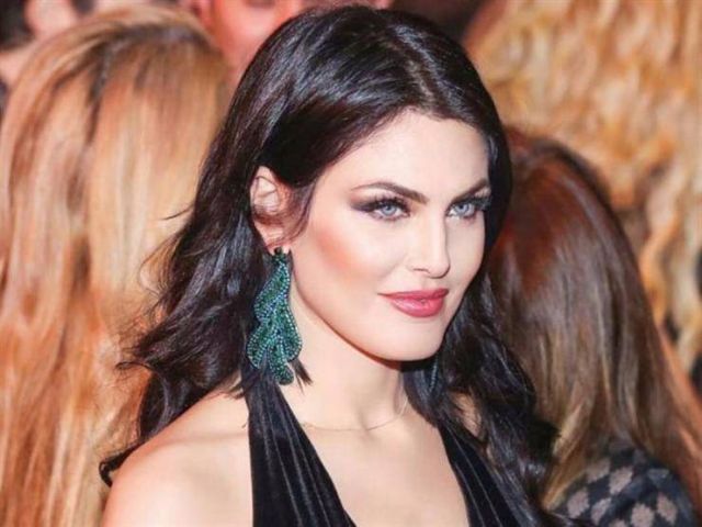 بالصور - النجمة التونسية دارين حداد تواجه العنف ضد المرأة... هذا ما حصل معها