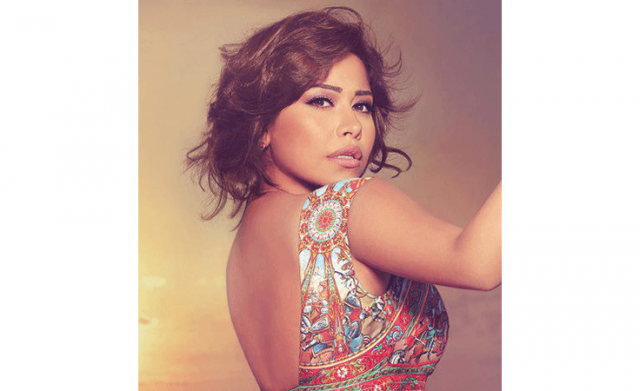 بالفيديو - شاهدوا كيف قلدت شيرين والدها... وهذا ما قالته عنه؟