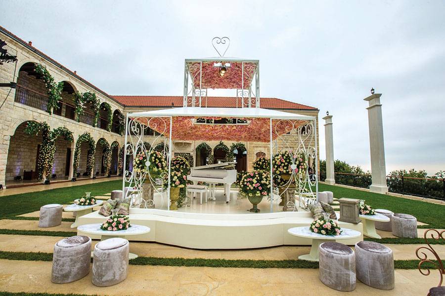 الكلاسيكية تغزو أعراسنا اليوم...