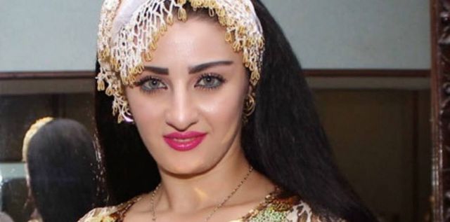 مجنون صافيناز يعود من جديد ويهدد.. والشرطة تتحرك