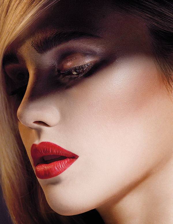 4 خطوات لشفاه مثالية