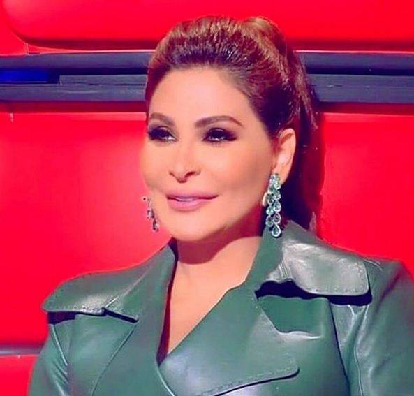 بالصور- الأقراط الضخمة تزيّن إطلالات إليسا! شاهدوها