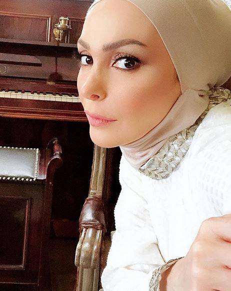 بالصور - شاهدوا ماذا ارتدت أمل حجازي قبل شهر رمضان