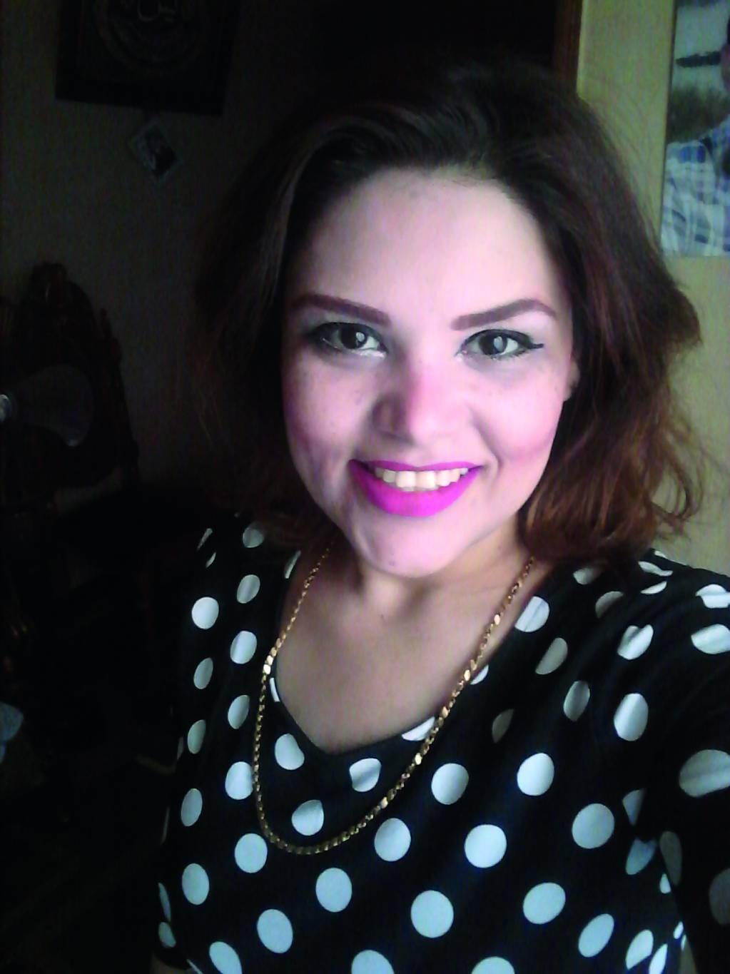 عمرها 30 سنة واشتهرت بحواديت «تيتا مفيدة» آلاء سامي: أعالج سلوك الأطفال بالحكايات