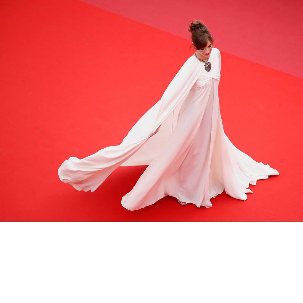 Louise Bourgoin in Giambattista Valli Louise Bourgoin in Giambattista Valli