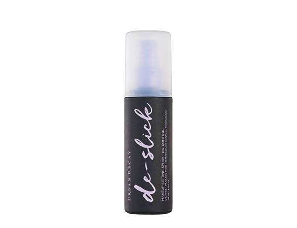 ضبط اللمعان Urban Decay De-Slick Makeup Setting Spray Oil Control ضبط اللمعان Urban Decay De-Slick Makeup Setting Spray Oil Control