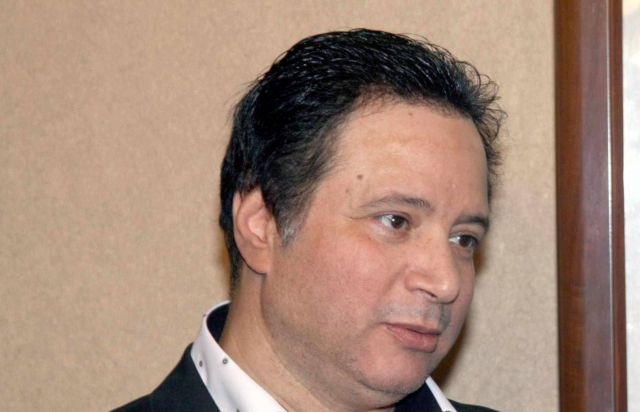 بالفيديو - إيمان البحر درويش يصدم الجميع بشكله في أول ظهور له بعد أزمته الصحية