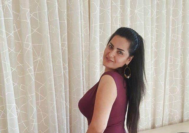 بالصور - هجوم شرس على سما المصري بعد ظهورها بالحجاب