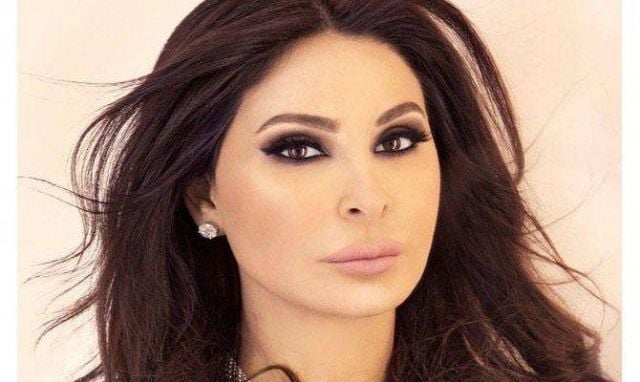 بالصور- شاهدي فستان إليسا الذي بلغ سعره 5.320 $