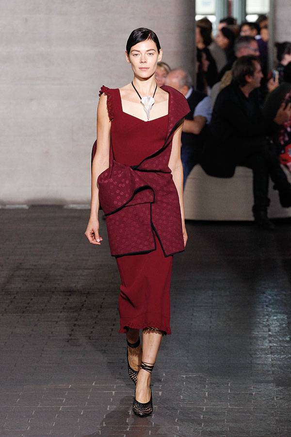 عرض أزياء Roland Mouret

 من أسبوع لندن للموضة