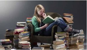 طالعوا تصحوا.. عندما تصبح الكتب بديلاً عن الأدوية