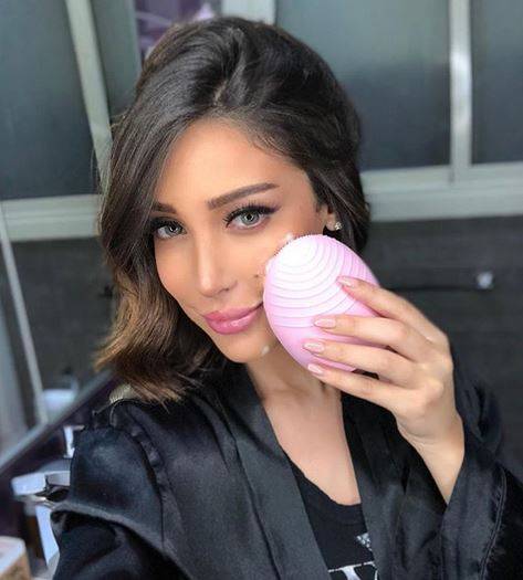 بالصور - بسمة بوسيل تثير الجدل بلون أحمر شفاهها الغريب