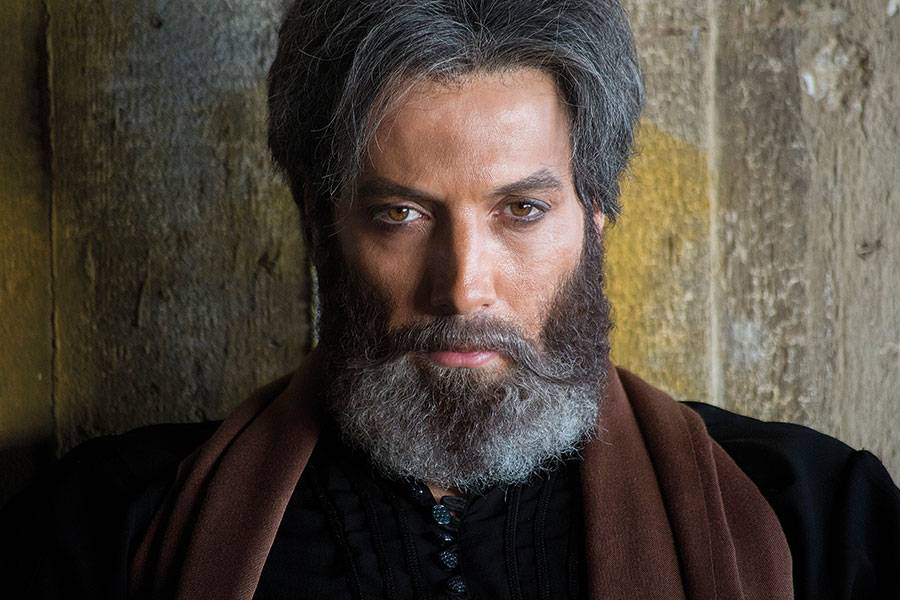 محمد الأحمد: لا يوجد نجم أول في سوريا