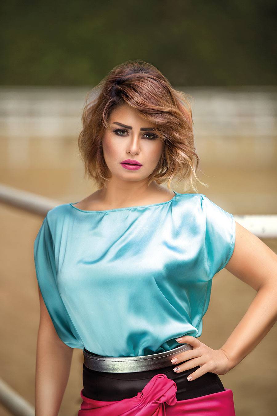 منة فضالي: أتعرض لحروب في الوسط الفني ولا أعرف الطيب من الخبيث