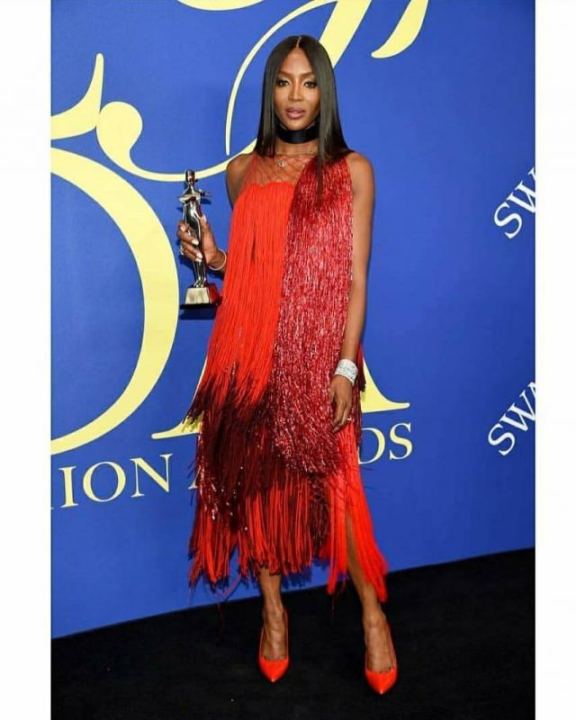 Naomi campbell in Calvin Klein Naomi campbell in Calvin Klein