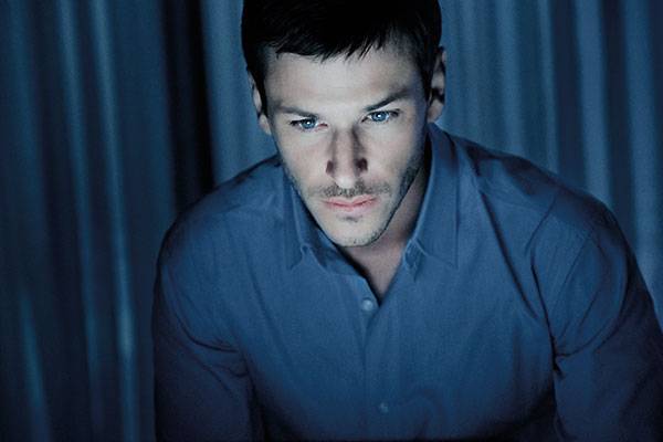 Bleu De Chanel عطر يشيد بالحرية المطلقة