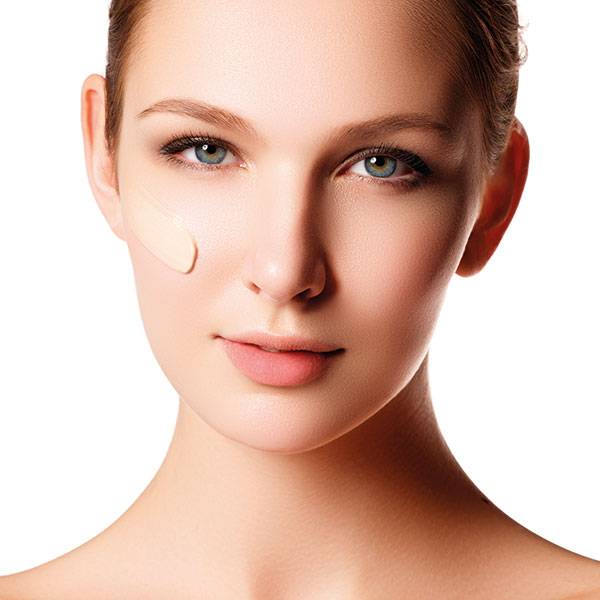 مستحضر الأساس الأنسب لبشرتك هذا الصيف