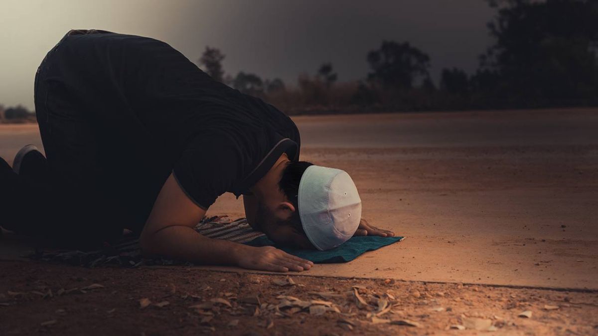 تمارين رياضية بعد صلاة التراويح لتفادي مشاكل العمود الفقري