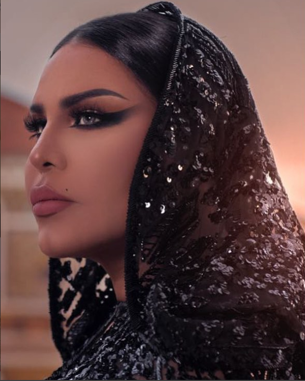 رغم تهنئتها نساء السعودية على القيادة... أحلام تثير غضبهن لهذا السبب
